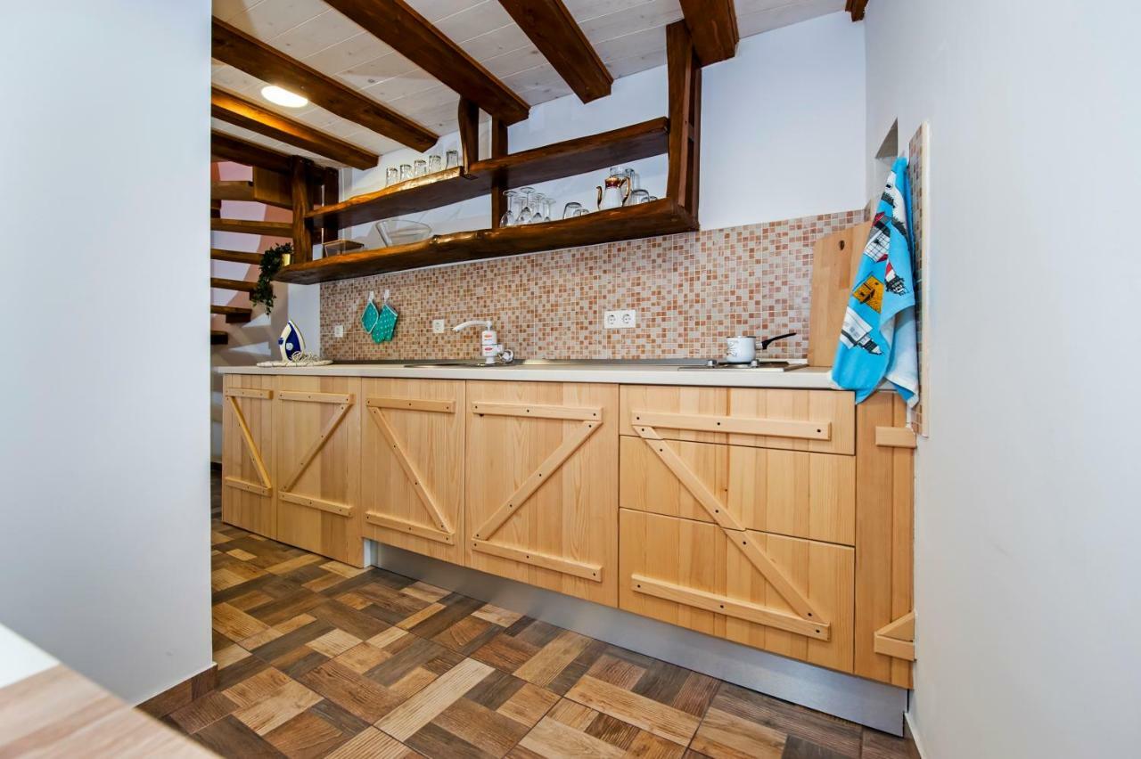Joseph'S Yard Apartment Rovinj Exterior foto